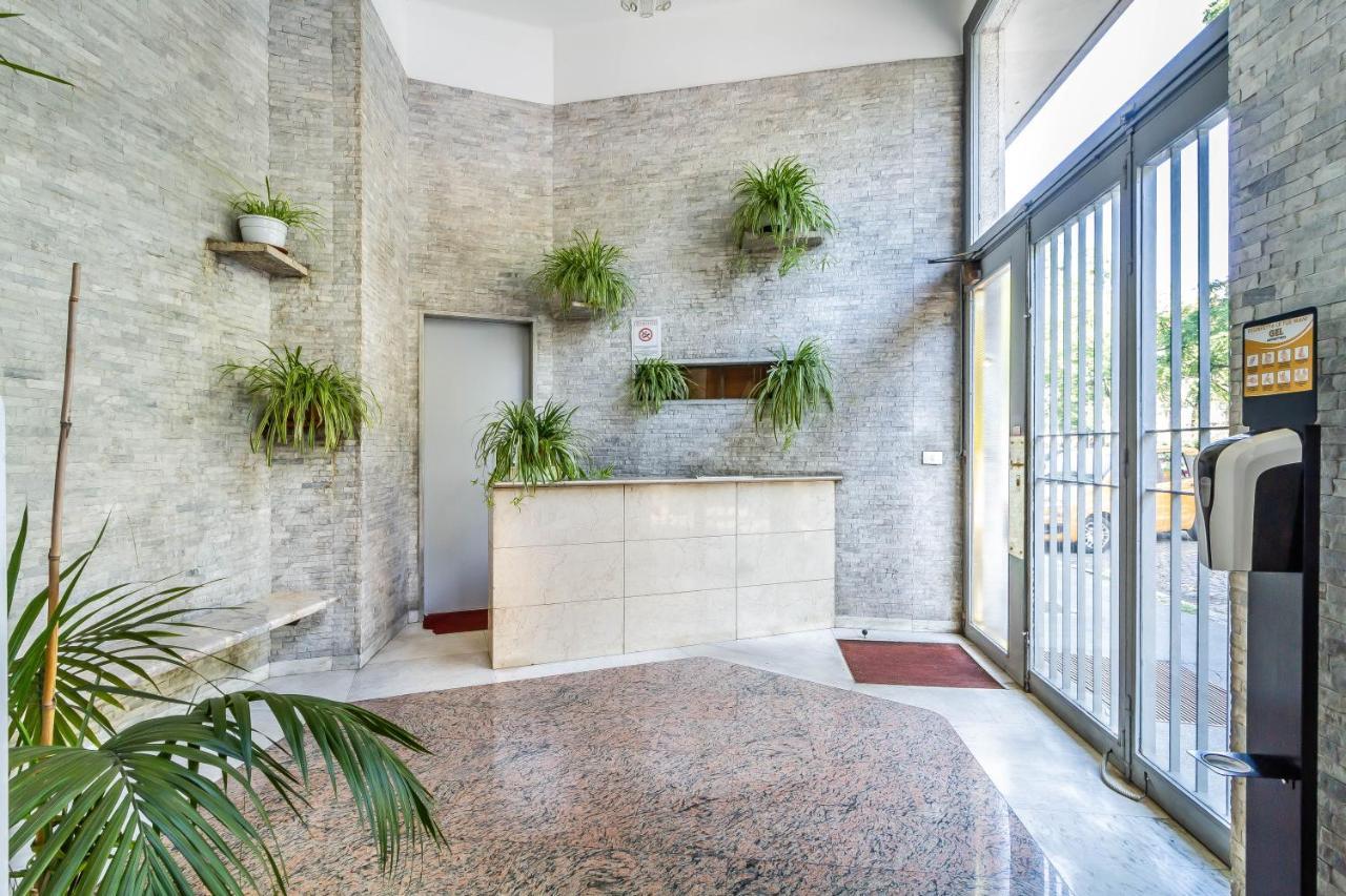 Domusmi Gran Sasso-50 Daire Milano Dış mekan fotoğraf